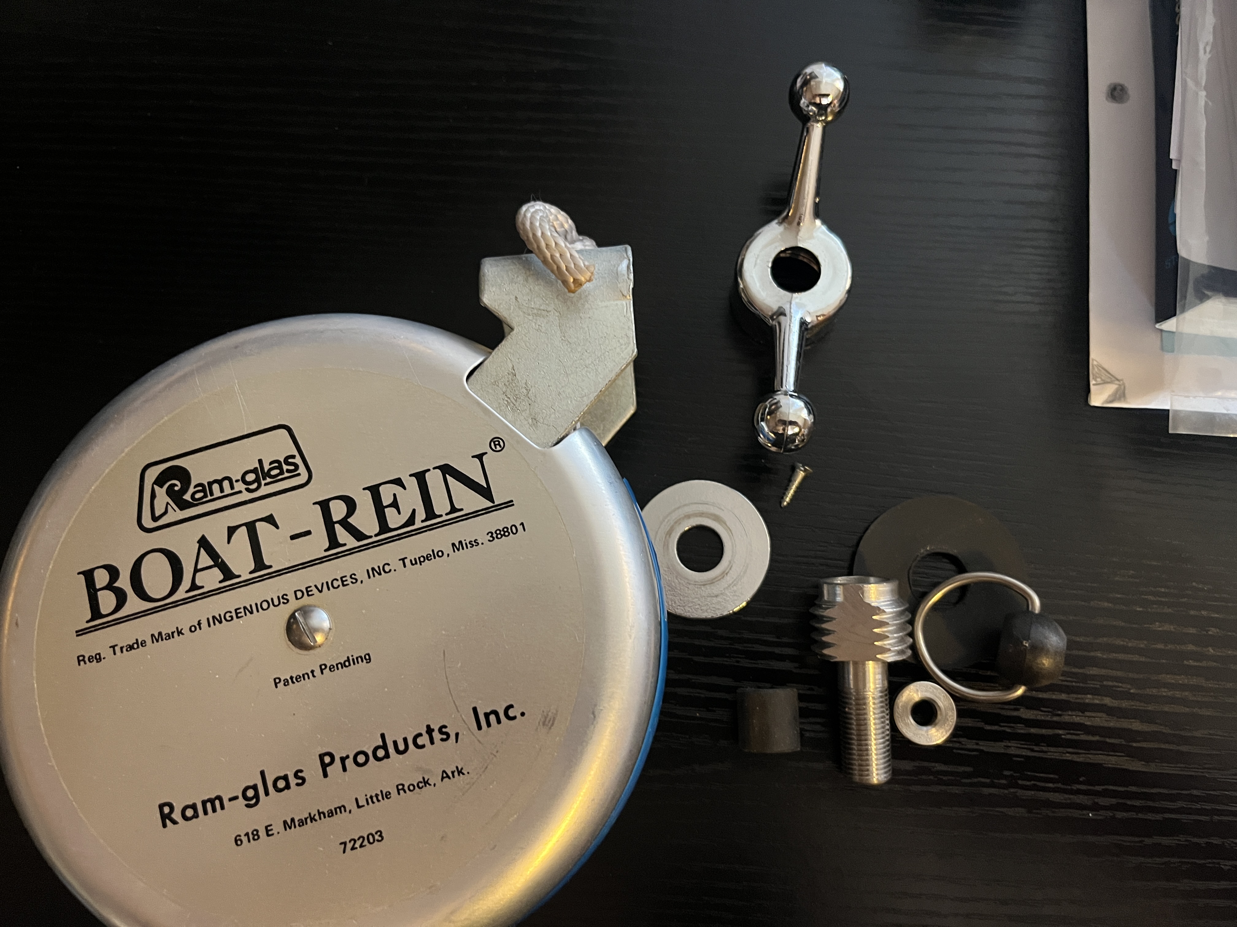 Vintage Ram-glas Boat-Rein automatic retracting mooring line system